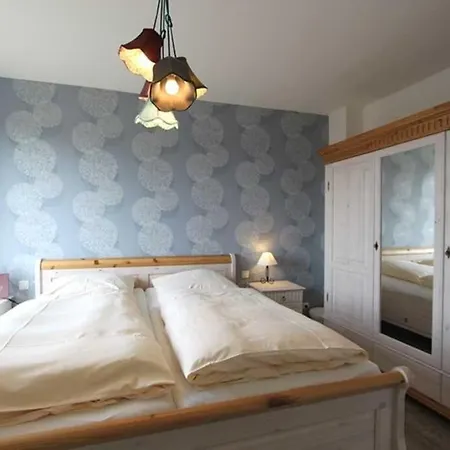 Apartment Strandeule *